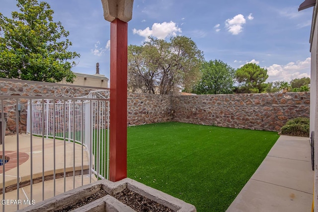 2120 Greenlee Dr, El Paso, TX 79936 - photo 64