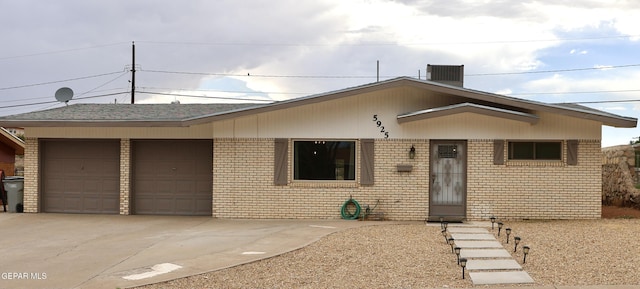5925 Cabrillo Dr, El Paso, TX 79912 - photo 1