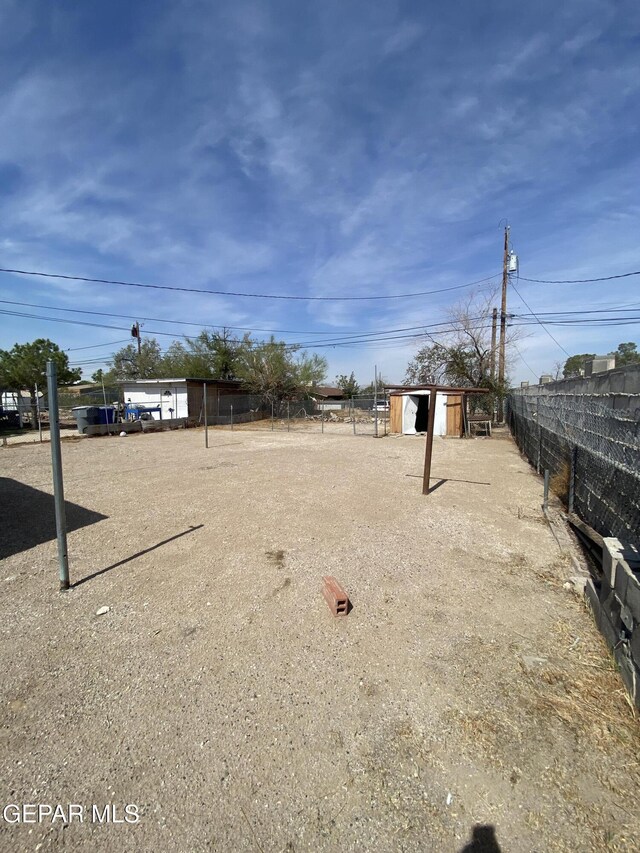 1017 Gloria St, El Paso, TX 79907 - photo 15