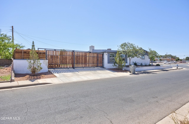 5401 Hondo Pass Dr, El Paso, TX 79924 - photo 34
