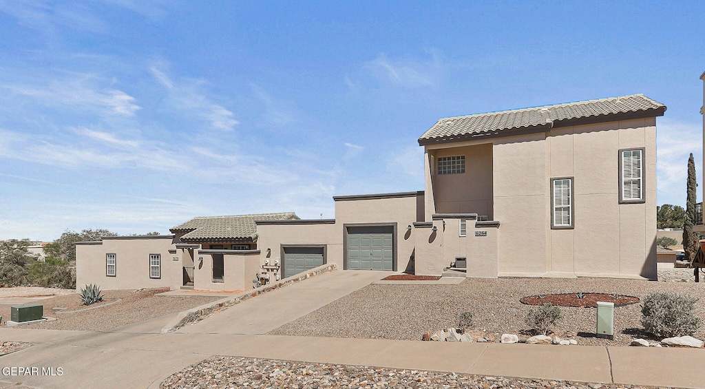 6264 Escondido Dr, El Paso, TX 79912 - photo 1