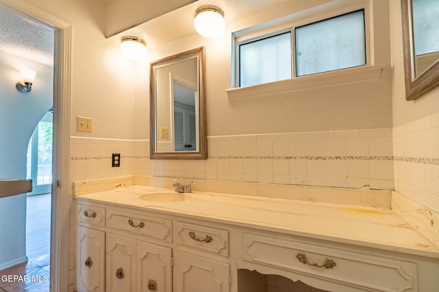 747 De Leon Dr, El Paso, TX 79912 - photo 24