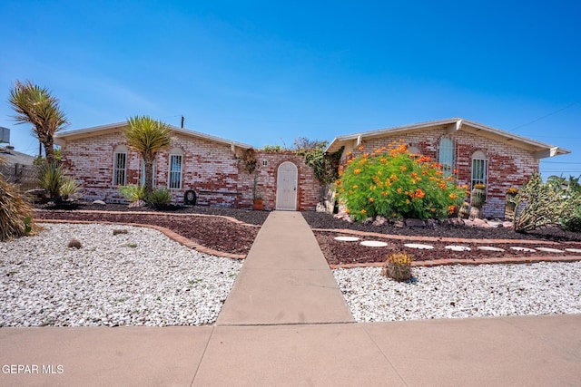 747 De Leon Dr, El Paso, TX 79912 - photo 1