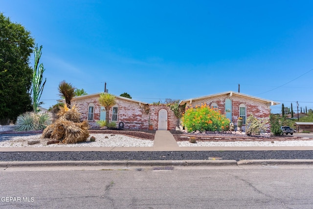 747 De Leon Dr, El Paso, TX 79912 - photo 7
