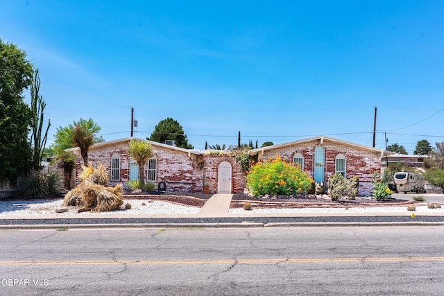 747 De Leon Dr, El Paso, TX 79912 - photo 41