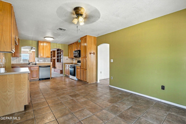 10812 Aquamarine Dr, El Paso, TX 79924 - photo 17