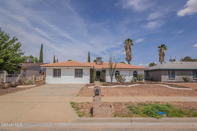 11272 Ivanhoe Dr, El Paso, TX 79936 - photo 6