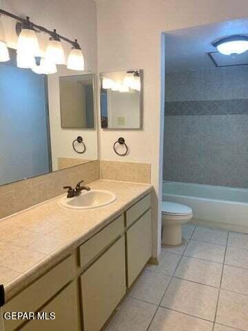 4433 N Stanton Unit O354, El Paso, TX 79902 - photo 11