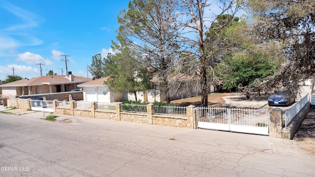 9866 Isaac Dr, El Paso, TX 79927 - photo 35