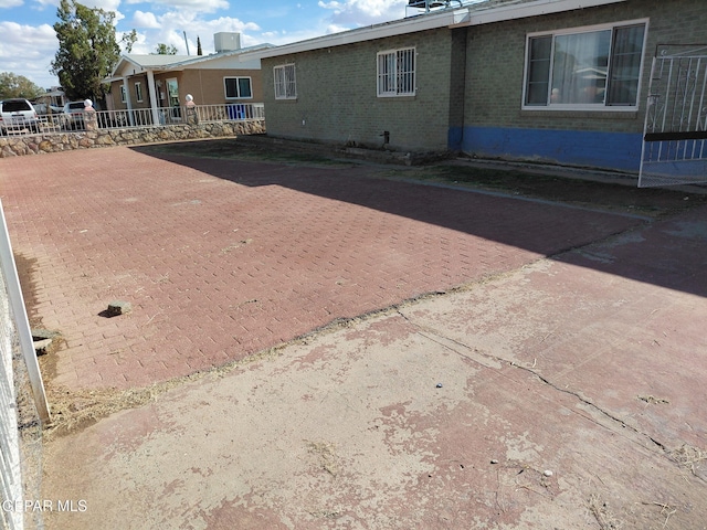 409 Lisbon St, El Paso, TX 79905 - photo 18