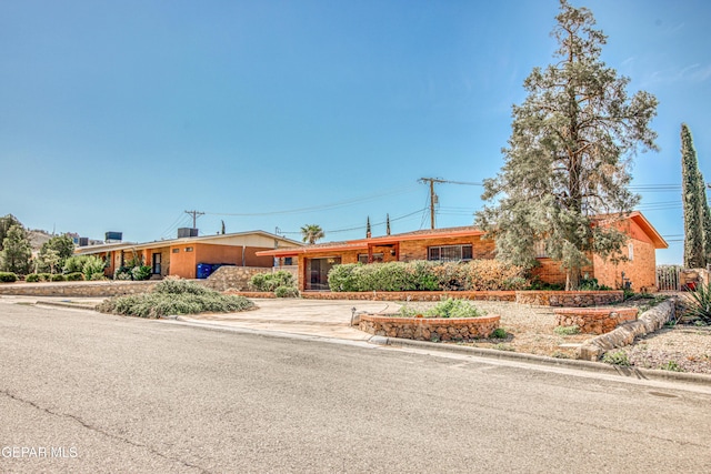4301 Larchmont Dr, El Paso, TX 79902 - photo 9