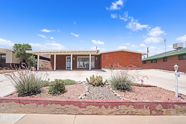 3037 Monroe Ave, El Paso, TX 79930 - photo 2
