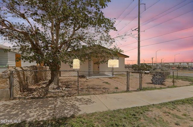4029 Lincoln Ave, El Paso, TX 79930 - photo 2