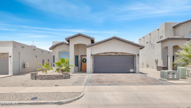 10105 Hueco Junction Rd, El Paso, TX 79927 - photo 1