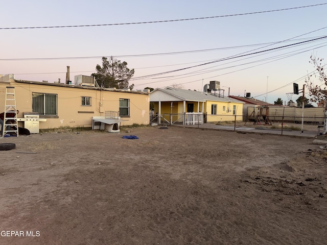 305 Edith Dr, El Paso, TX 79915 - photo 19