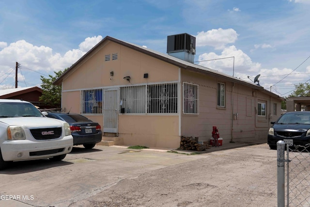 209 N Seville Dr, El Paso, TX 79905 - photo 4