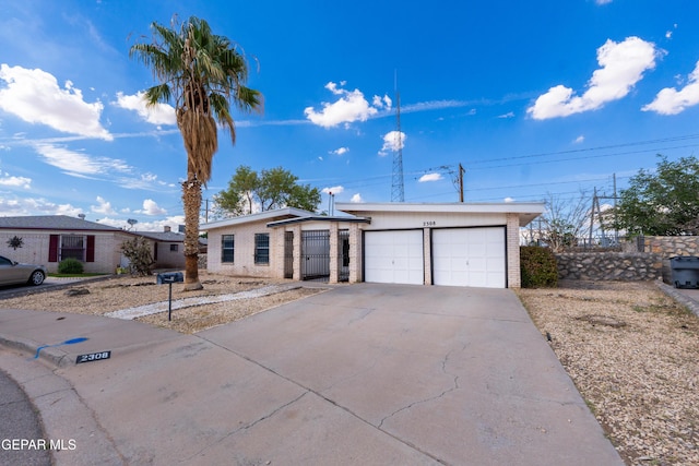 2308 Tom Watson Ct, El Paso, TX 79936 - photo 2