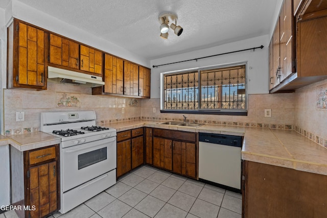 2308 Tom Watson Ct, El Paso, TX 79936 - photo 11