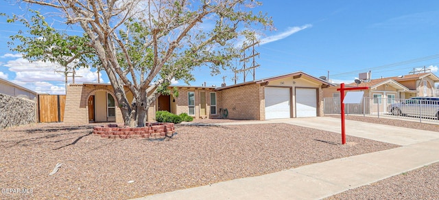 1340 Backus St, El Paso, TX 79925 - photo 2