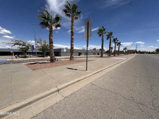 11663 Clear Lake Way, El Paso, TX 79936 - photo 15