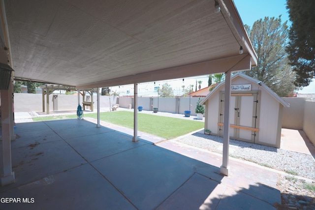 10713 Eagle Pass Ln, El Paso, TX 79924 - photo 22