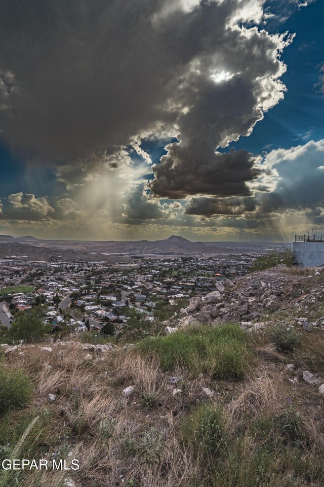 27 Silent Crest Dr, El Paso, TX 79902 - photo 5