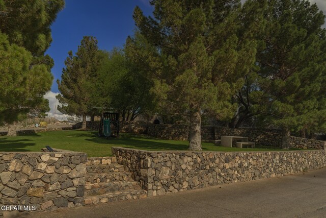 27 Silent Crest Dr, El Paso, TX 79902 - photo 14
