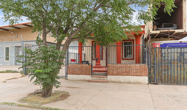 3415 Durazno Ave, El Paso, TX 79905 - photo 1