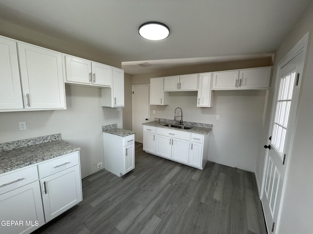 8910 Strand Ln, El Paso, TX 79904 - photo 9