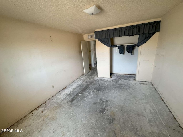 9325 W H Burges Dr, El Paso, TX 79925 - photo 13