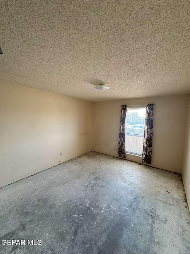 9325 W H Burges Dr, El Paso, TX 79925 - photo 18