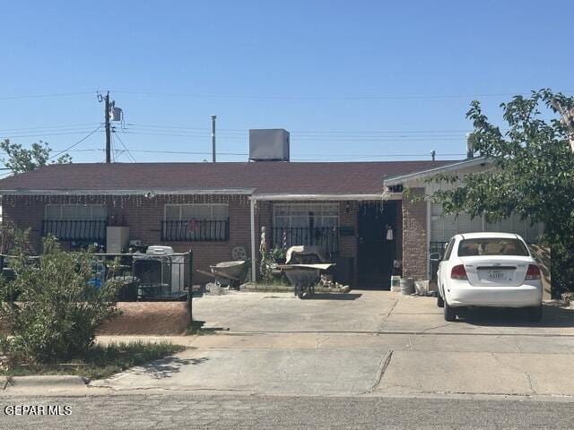 4944 Camden Cir, El Paso, TX 79924 - photo 1