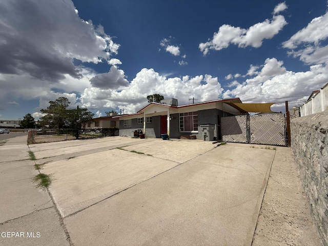 7223 Wilcox Dr, El Paso, TX 79915 - photo 11
