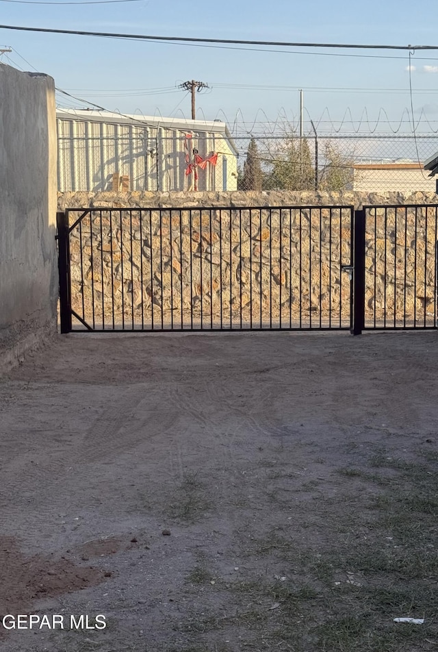 5658 Dailey Ave, El Paso, TX 79905 - photo 29