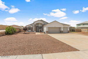 7421 Los Poblanos Dr, Canutillo, TX 79835 - photo 3