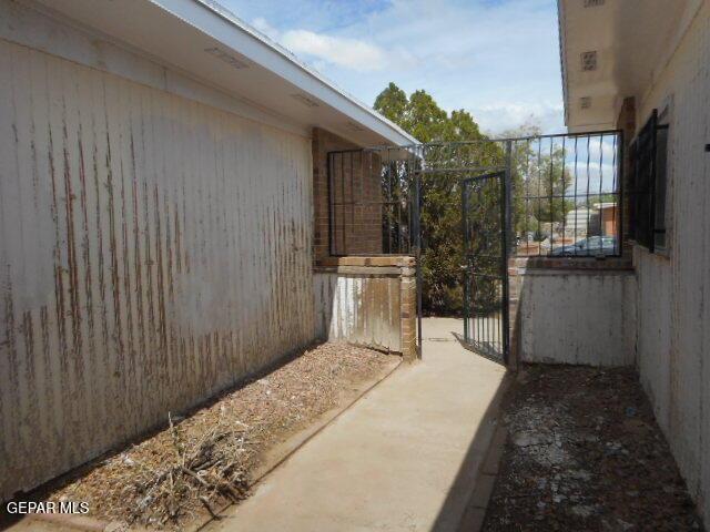 3453 Wayside St, El Paso, TX 79936 - photo 5