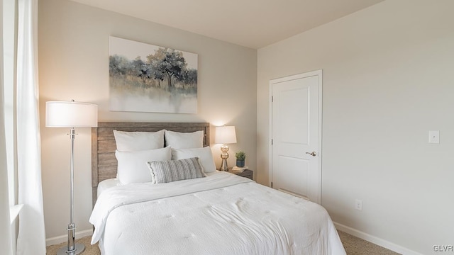 view of carpeted bedroom