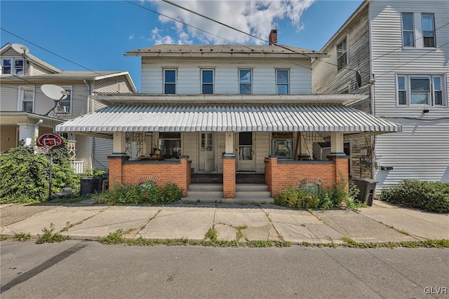 view of front of property with a porch