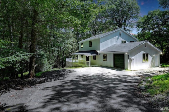 view of front of home with a garage