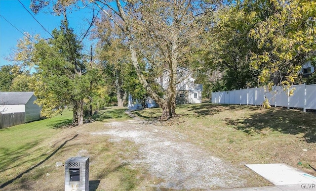 3331 Walnut St, Bethlehem Twp, PA 18020 - view of yard featuring fence