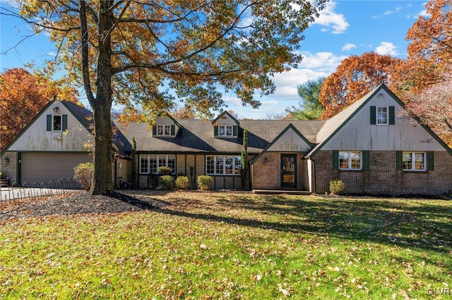 view of front of house with a front yard