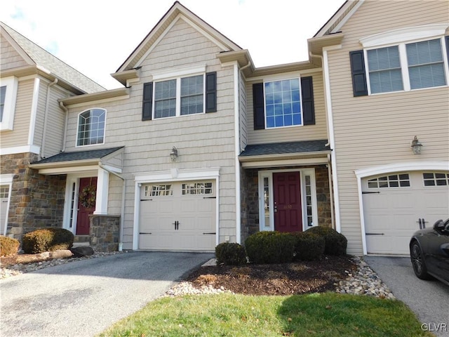 view of front of property featuring a garage