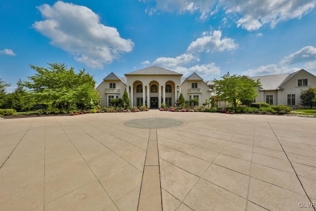 view of mediterranean / spanish-style home