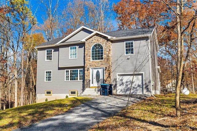 view of front facade featuring a garage