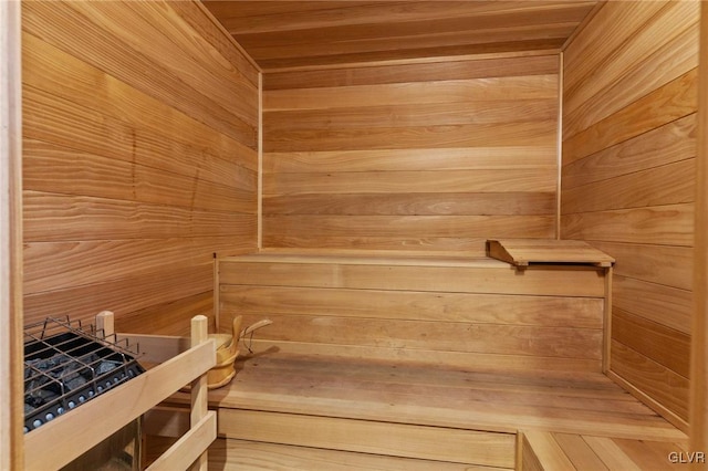 view of sauna / steam room