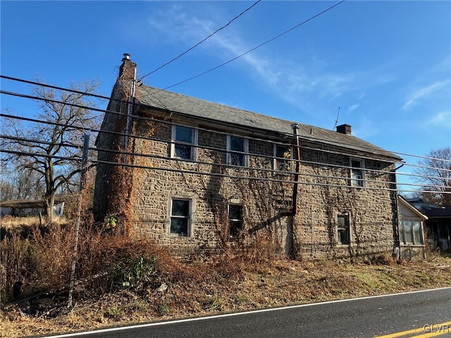 view of property exterior