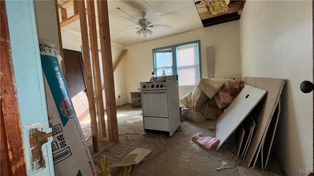 miscellaneous room featuring ceiling fan