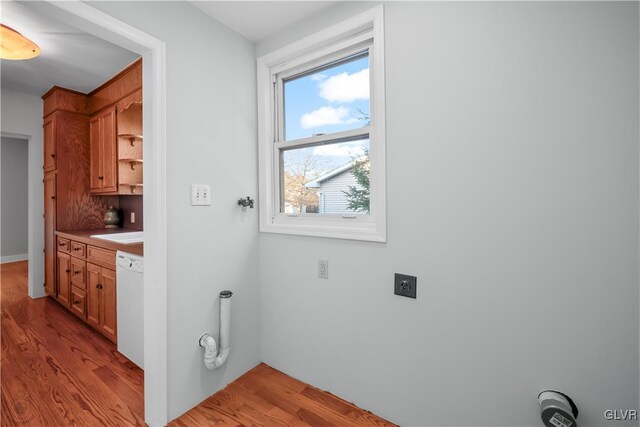 washroom featuring light hardwood / wood-style floors