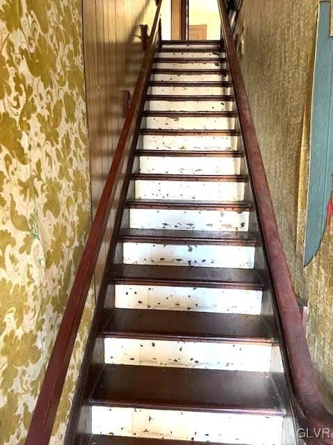 824 Wolf Ave, Easton, PA 18042 - stairway featuring wallpapered walls