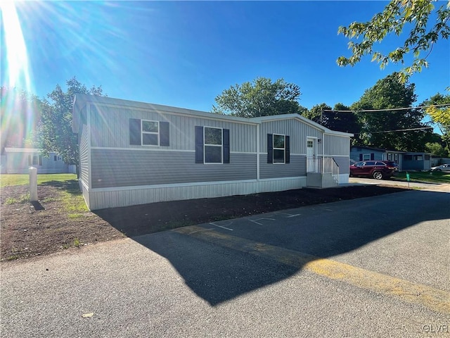 10 Tribe Ln, Wind Gap Borough, PA 18091 - view of front of property